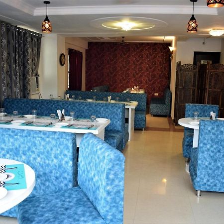 Hotel Tara Palace By Goyal Hoteliers アーグラ エクステリア 写真