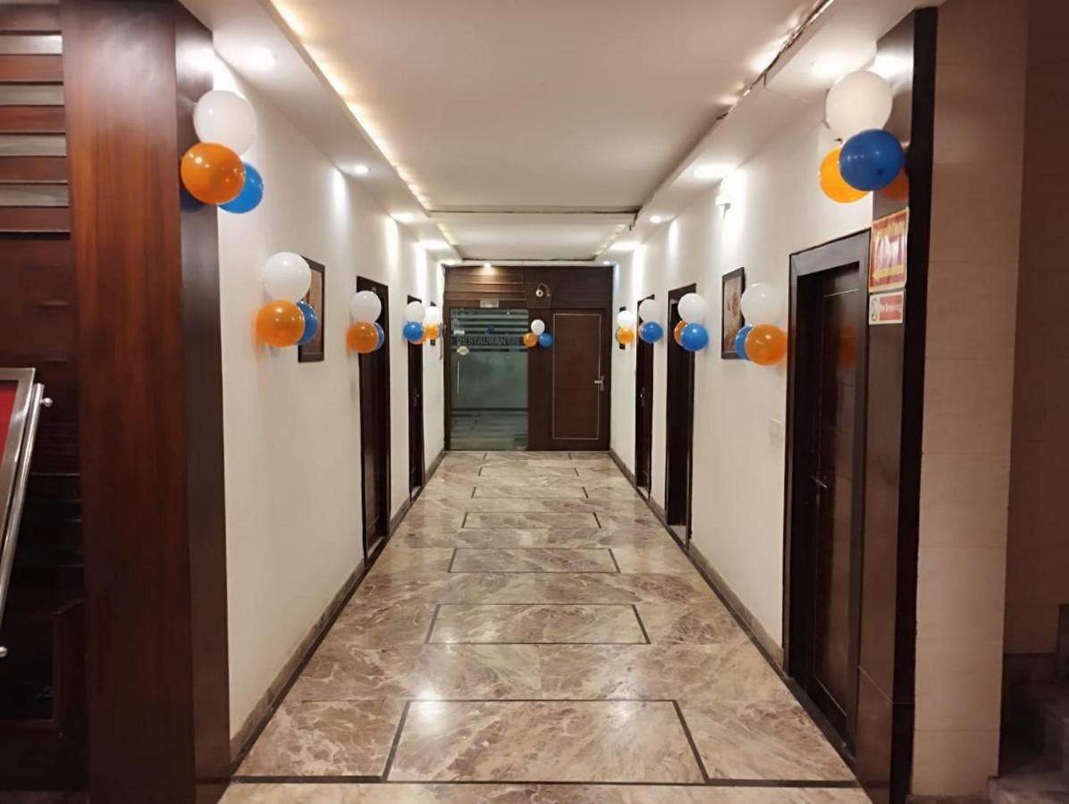 Hotel Tara Palace By Goyal Hoteliers アーグラ エクステリア 写真